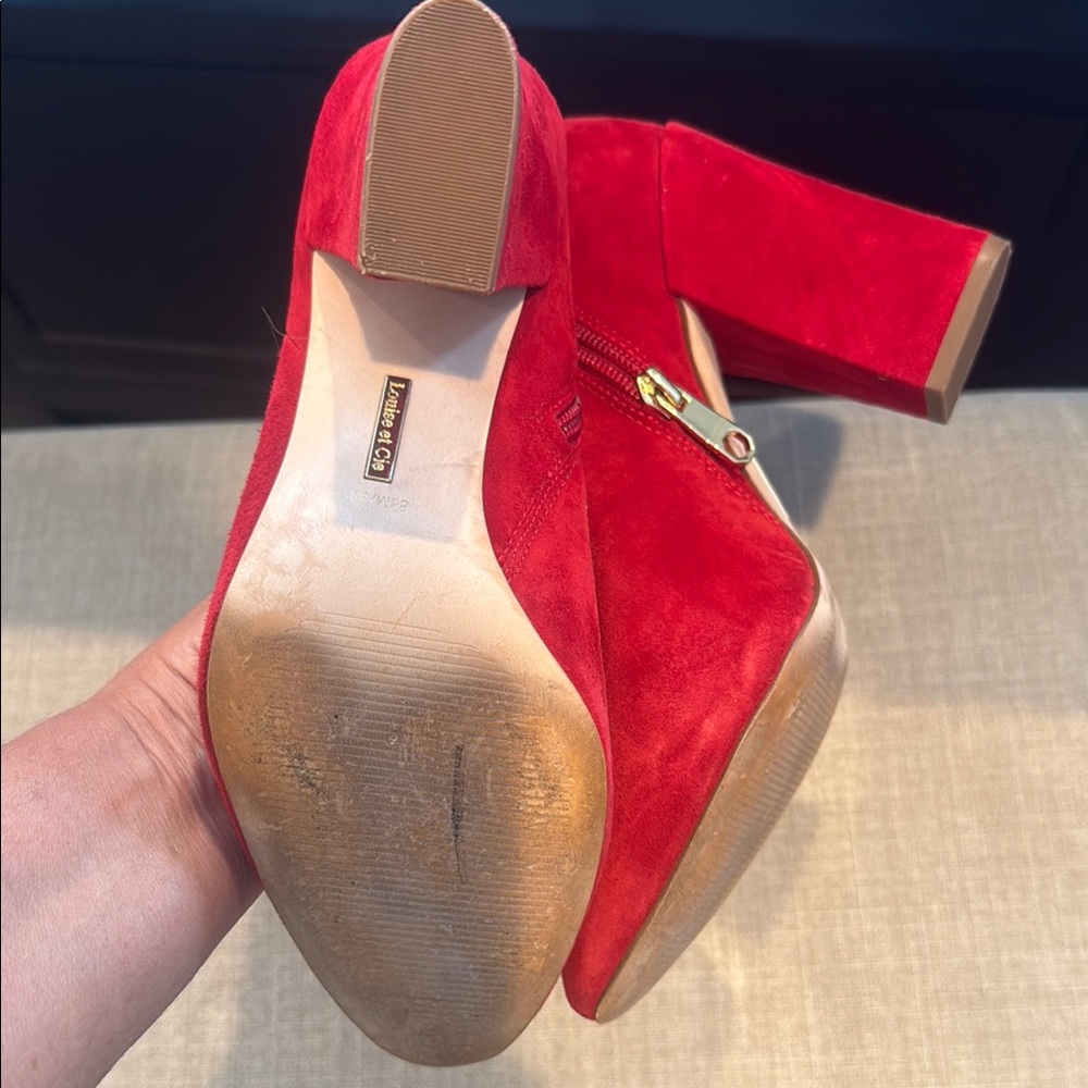 Louise et Cie Red Suede Ankle Boots - Picture 3 of 3
